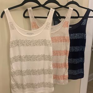 3 size large Old Navy Tank tops